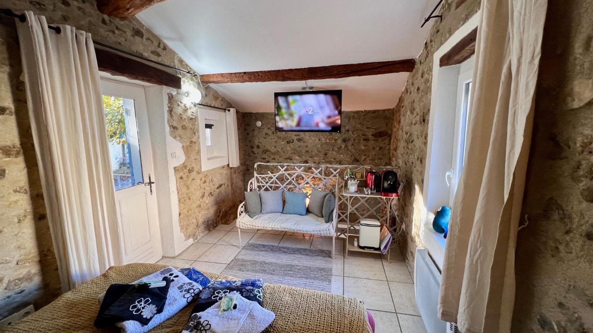 Chambre D'Hotes Lou Pataclet Charols Exteriör bild